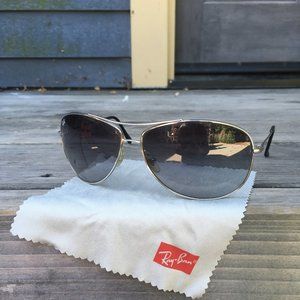 Ray-Ban Aviator Sunglasses